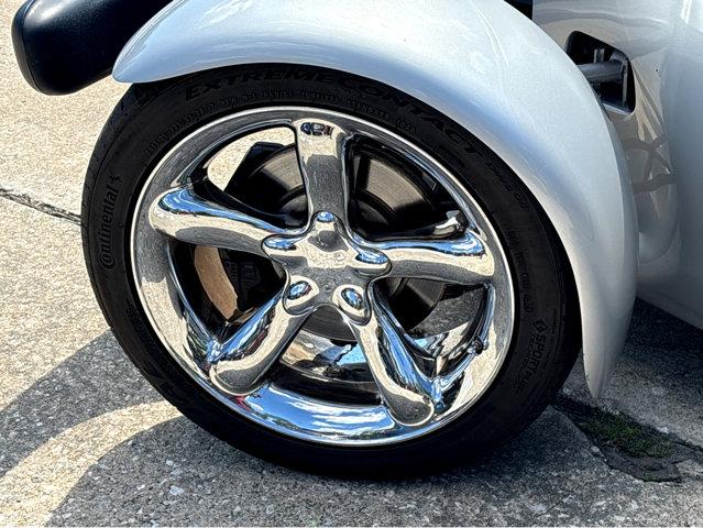 2000 Plymouth Prowler Vehicle Photo in BRUNSWICK, GA 31525-1881