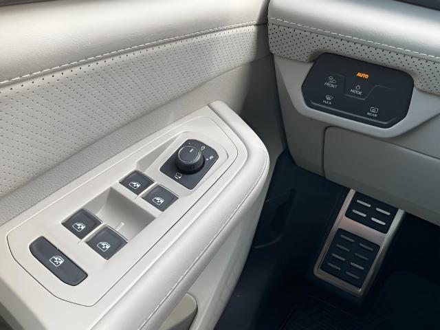 2026 Volkswagen Atlas Vehicle Photo in Oshkosh, WI 54904