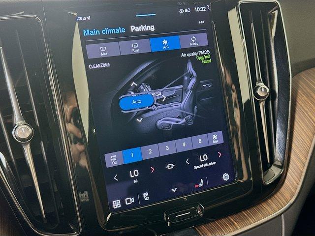 2022 Volvo XC60 Vehicle Photo in Flemington, NJ 08822