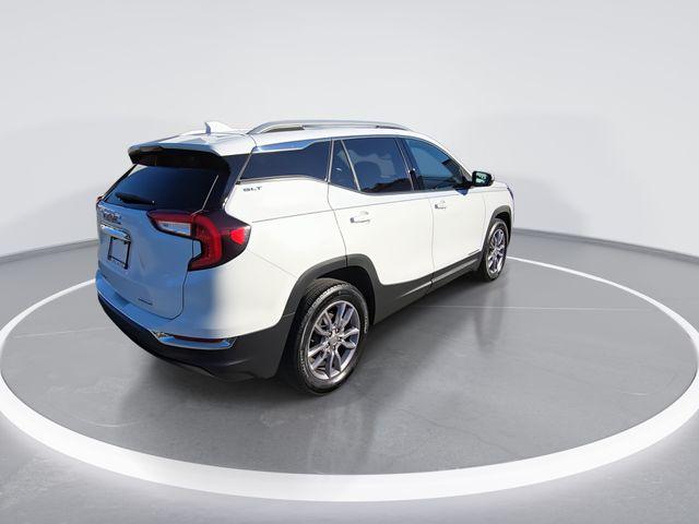 2024 GMC Terrain Vehicle Photo in Pleasant Hills, PA 15236