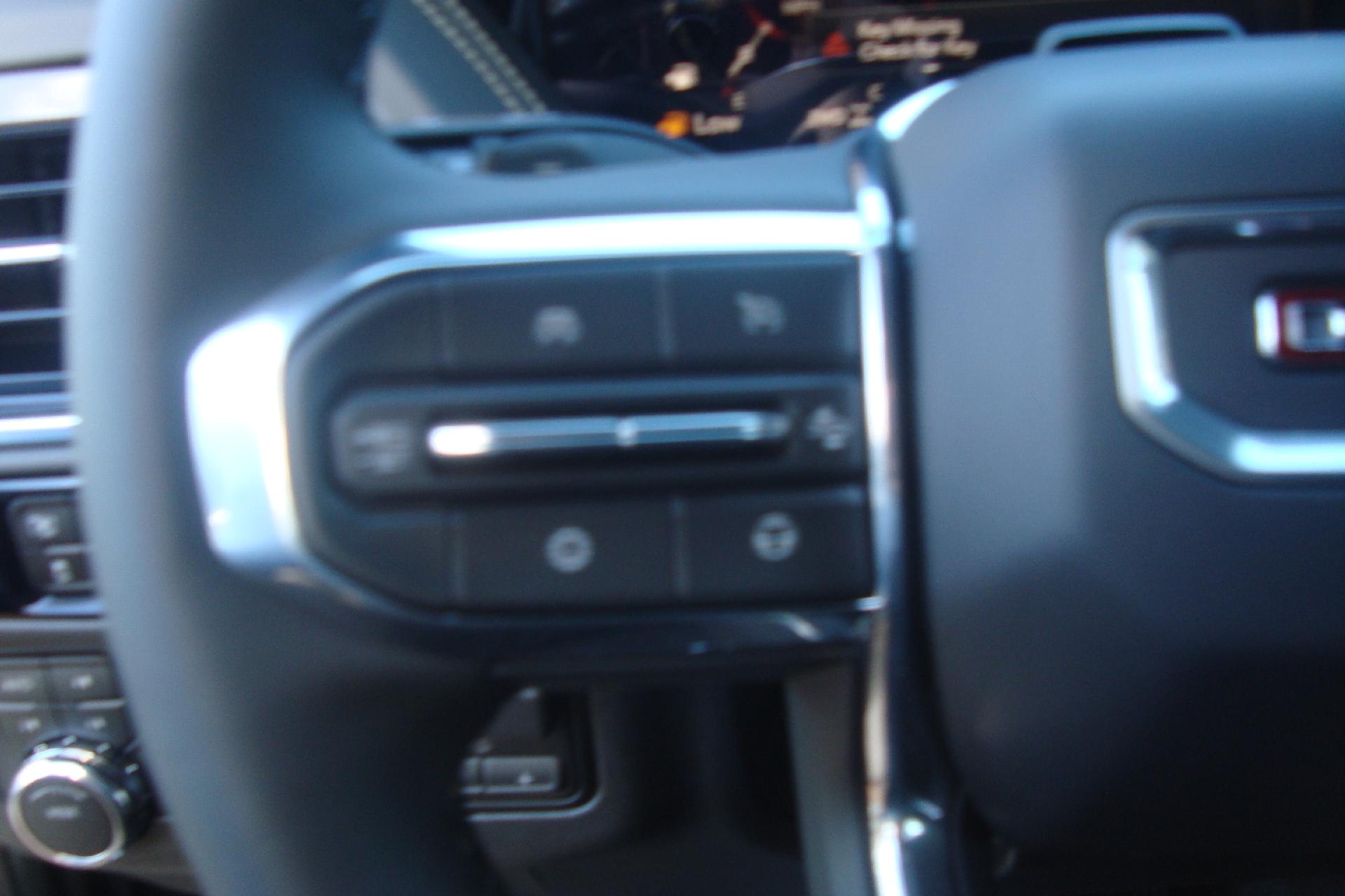 2026 GMC Yukon XL Vehicle Photo in PORTSMOUTH, NH 03801-4196