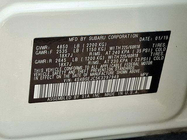 2019 Subaru Outback Vehicle Photo in DANBURY, CT 06810-5034