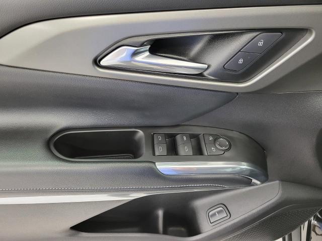 2025 Chevrolet Traverse Vehicle Photo in NEENAH, WI 54956-2243