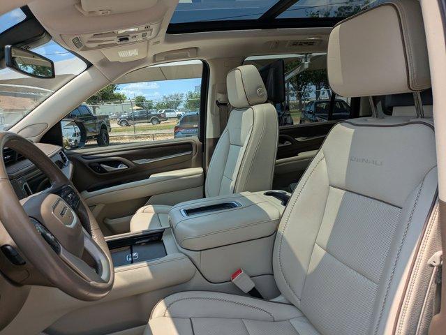 2021 GMC Yukon XL Vehicle Photo in SELMA, TX 78154-1459