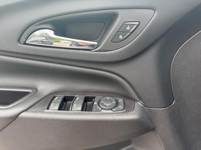 2022 Chevrolet Equinox Vehicle Photo in Brunswick, GA 31525