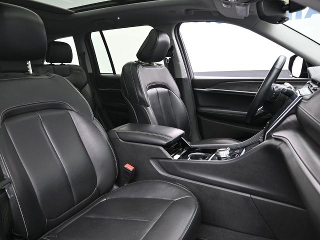 2022 Jeep Grand Cherokee Vehicle Photo in Cedar Rapids, IA 52402
