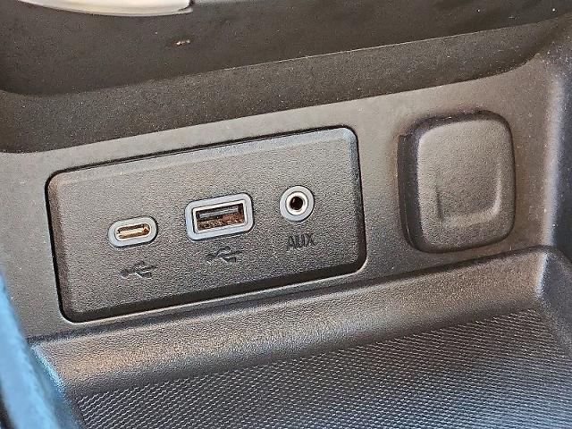 2022 GMC Terrain Vehicle Photo in TREVOSE, PA 19053-4984