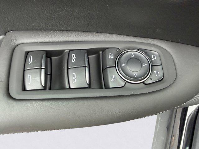 2024 Cadillac XT5 Vehicle Photo in LEOMINSTER, MA 01453-2952