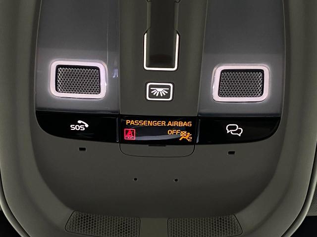 2025 Volvo XC90 Vehicle Photo in Appleton, WI 54913