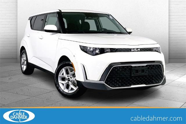 2024 Kia Soul Vehicle Photo in Lees Summit, MO 64086