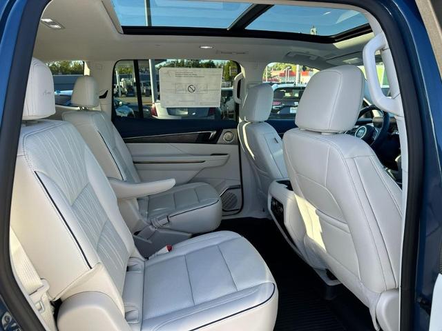 2026 Buick Enclave Vehicle Photo in COLUMBIA, MO 65203-3903