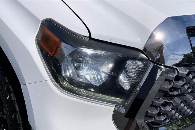 2018 Toyota Tundra 4WD Vehicle Photo in INDEPENDENCE, MO 64055-1314