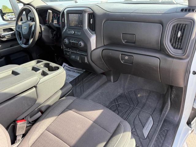 2024 Chevrolet Silverado 3500 HD CC Vehicle Photo in COLUMBIA, MO 65203-3903