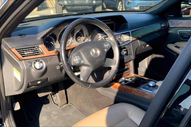 2011 Mercedes-Benz E-Class Vehicle Photo in KANSAS CITY, MO 64114-4502