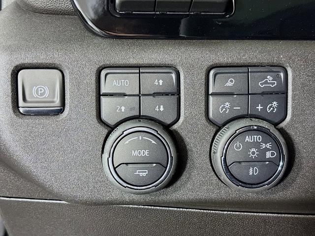 2025 Chevrolet Silverado 2500 HD Vehicle Photo in PUYALLUP, WA 98371-4149