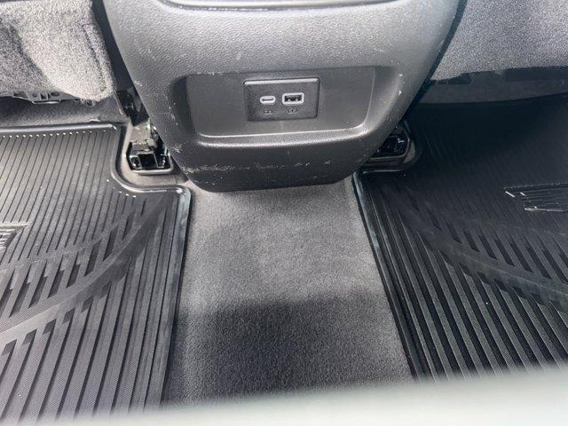 2022 Cadillac XT5 Vehicle Photo in LEOMINSTER, MA 01453-2952