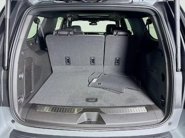 2026 Chevrolet Suburban Vehicle Photo in PUYALLUP, WA 98371-4149