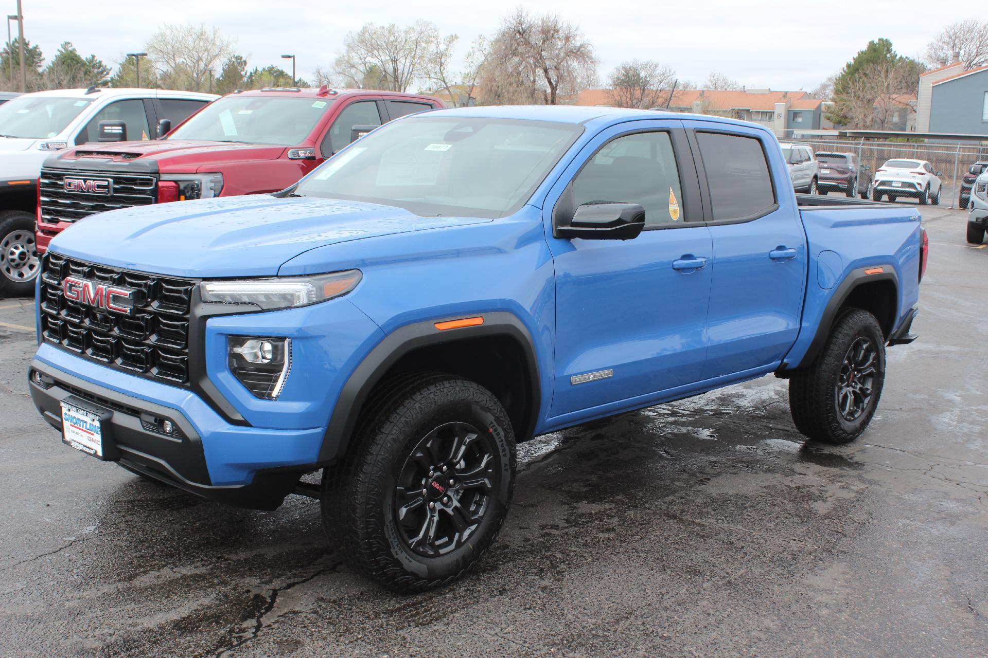 2025 GMC Canyon Vehicle Photo in AURORA, CO 80012-4011