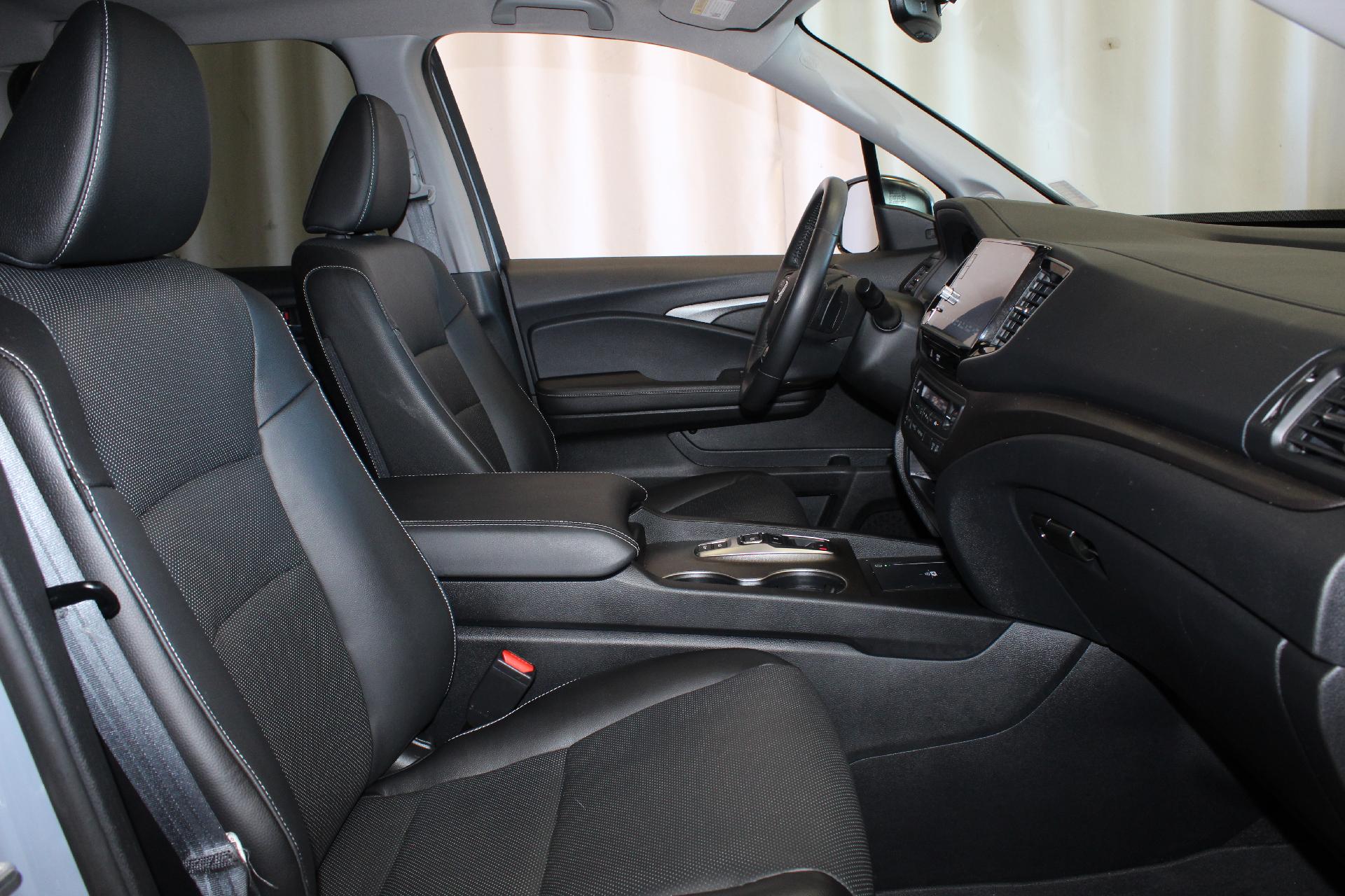 2024 Honda Ridgeline Vehicle Photo in NORTHAMPTON, MA 01060-1120