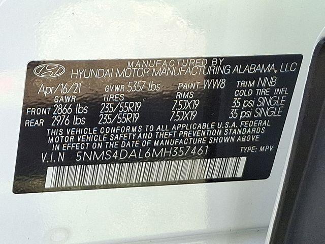 2021 Hyundai Santa Fe Vehicle Photo in DANBURY, CT 06810-5034