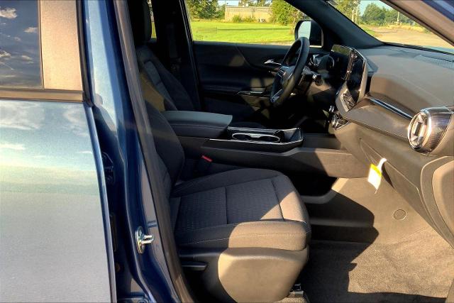 2025 Chevrolet Equinox Vehicle Photo in TOPEKA, KS 66609-0000