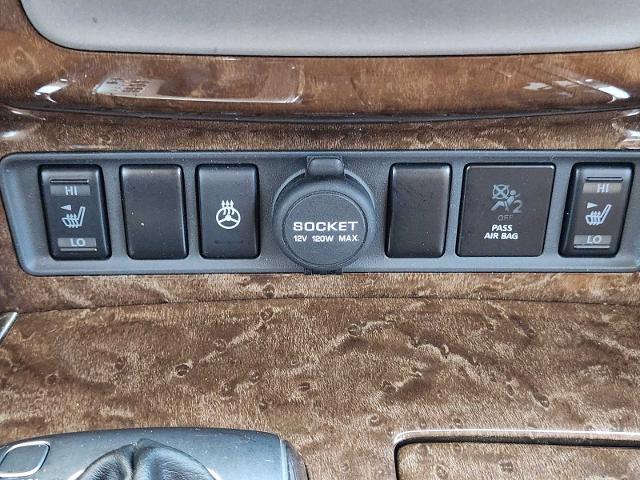2016 INFINITI QX80 Vehicle Photo in DENTON, TX 76210-9321