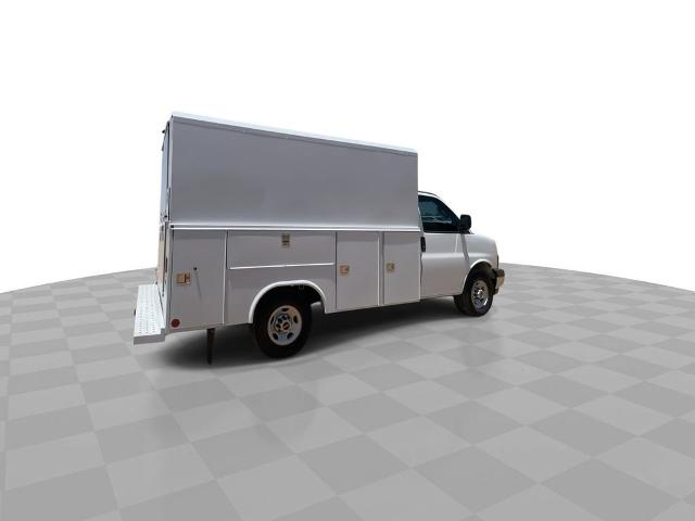 2025 GMC Savana Cutaway 3500 Vehicle Photo in GILBERT, AZ 85297-0402