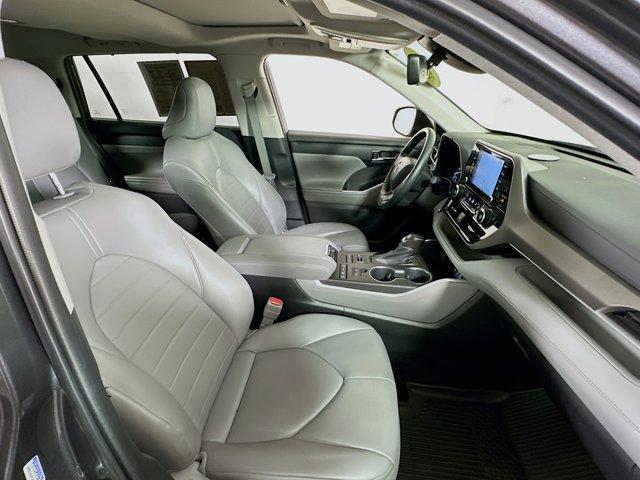 2022 Toyota Highlander Vehicle Photo in Flemington, NJ 08822