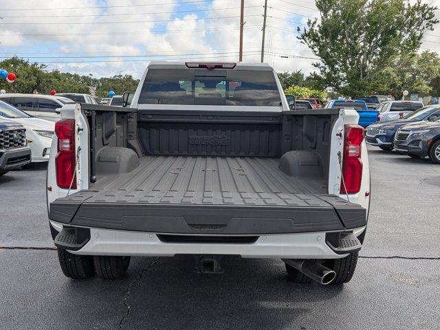 2024 Chevrolet Silverado 3500 HD Vehicle Photo in BRUNSWICK, GA 31525-1881
