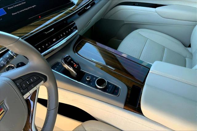 2023 Cadillac Escalade Vehicle Photo in TOPEKA, KS 66609-0000