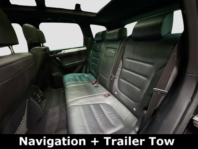 2017 Volkswagen Touareg Vehicle Photo in EVERETT, WA 98203-5662