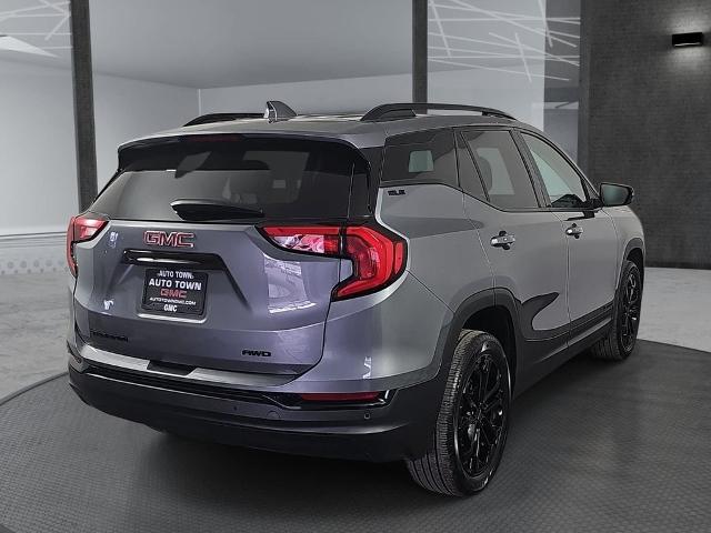 View vehicle photo 5
