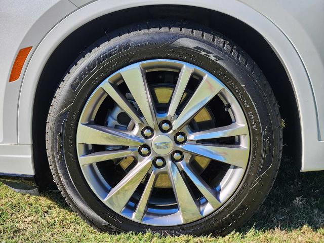 2021 Cadillac XT6 Vehicle Photo in DENTON, TX 76210-9321