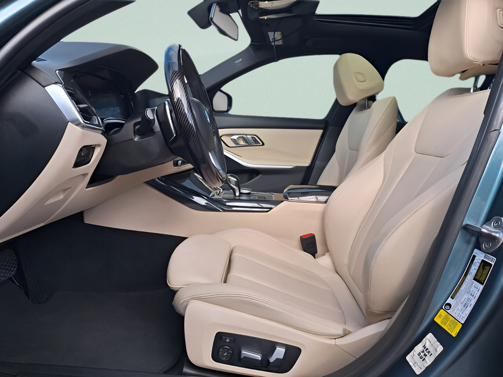2020 BMW 3 Series photo 11 of 33