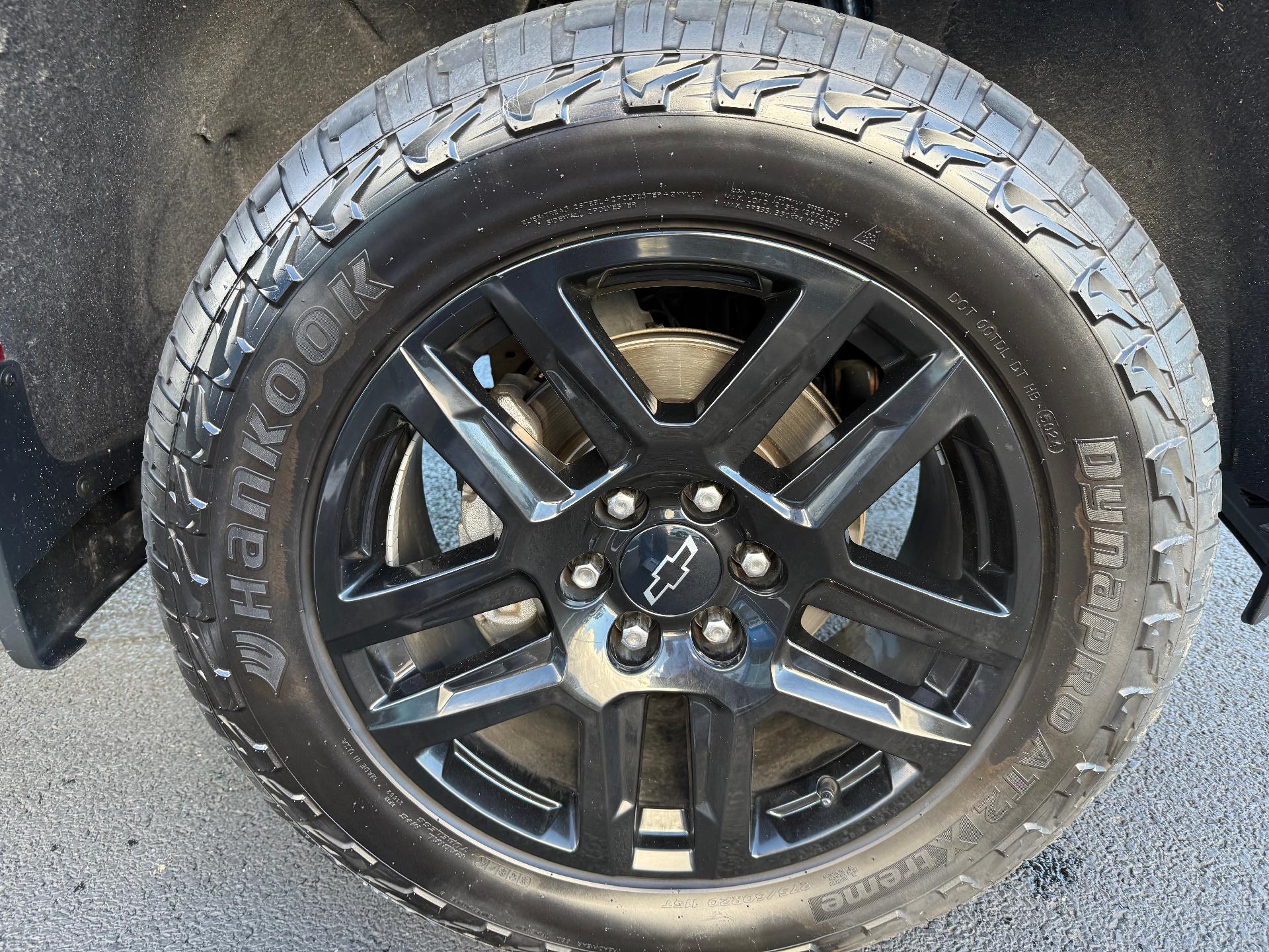 2022 Chevrolet Silverado 1500 photo 13 of 27