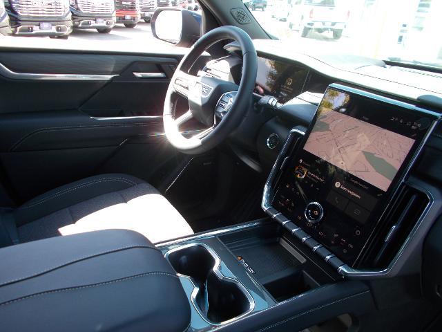 2026 GMC Acadia Vehicle Photo in LOWELL, MA 01852-4336