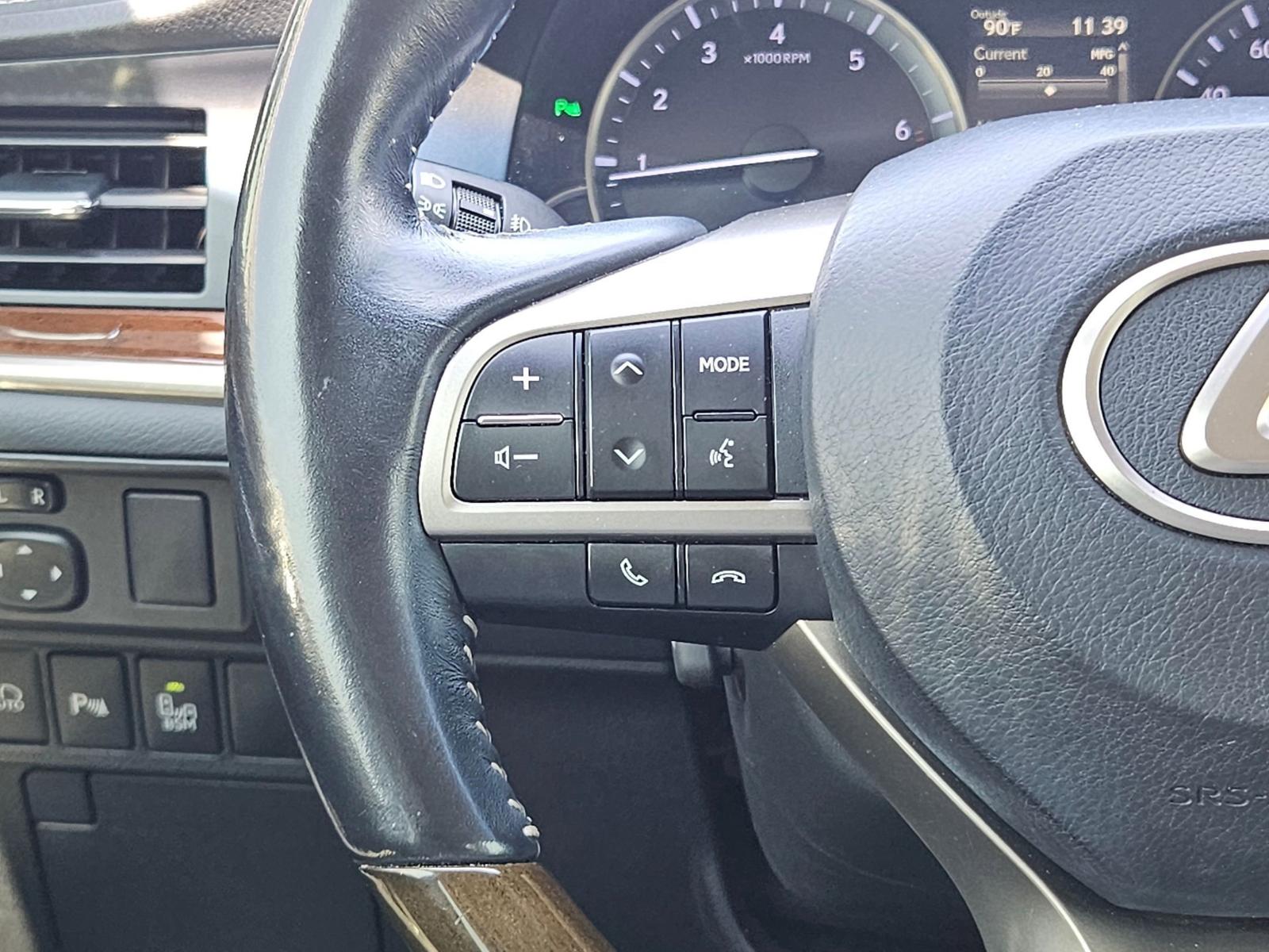 2017 Lexus ES 350 Vehicle Photo in Seguin, TX 78155