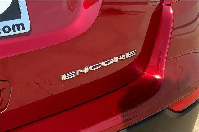 2022 Buick Encore Vehicle Photo in TOPEKA, KS 66609-0000