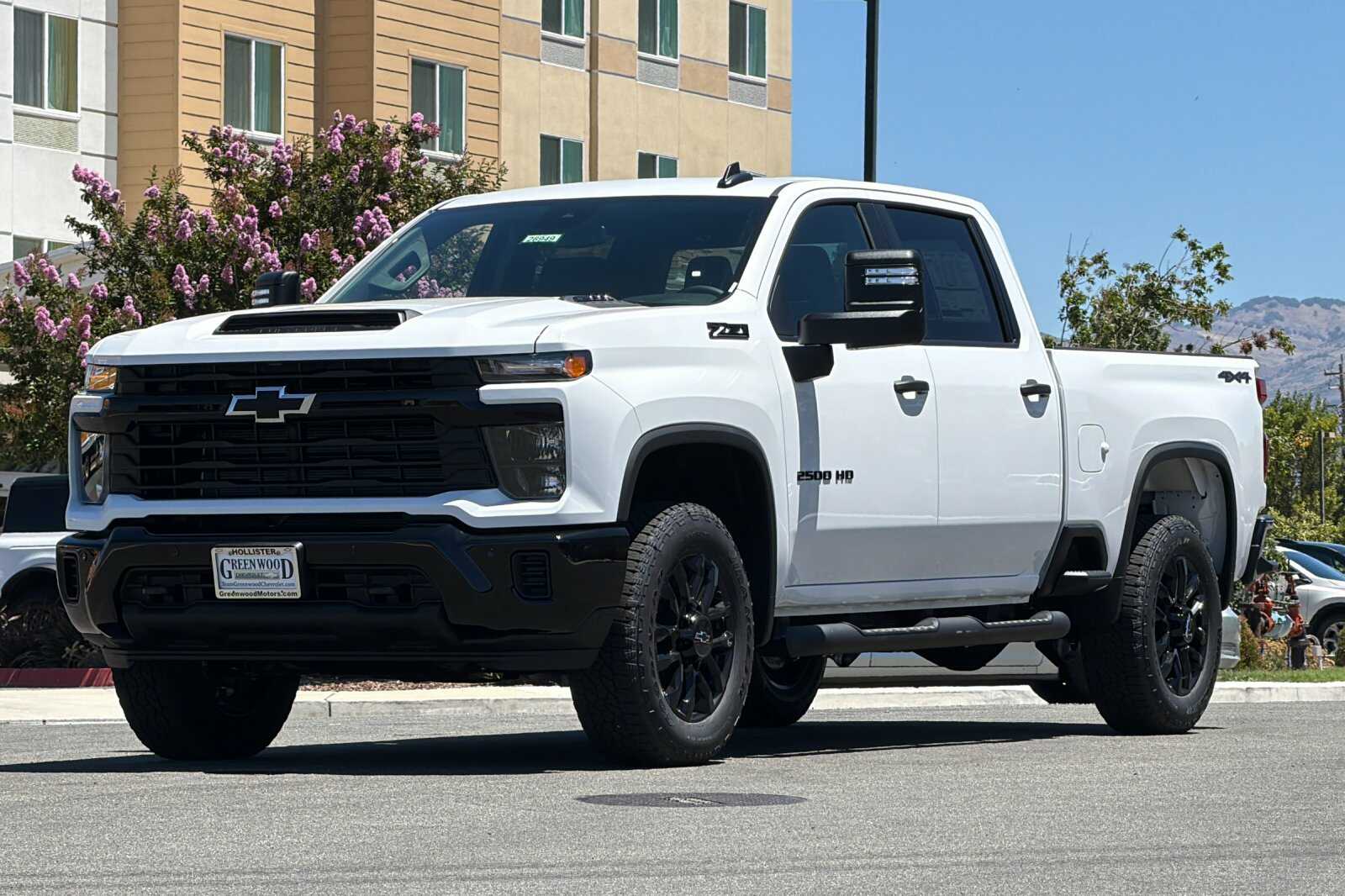 2026 Chevrolet Silverado 2500 HD Custom - Photo 8