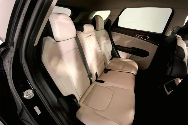 2024 Kia Sportage Vehicle Photo in Lees Summit, MO 64086