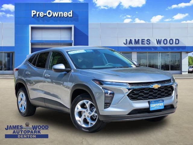 2024 Chevrolet Trax Vehicle Photo in DENTON, TX 76210-9321