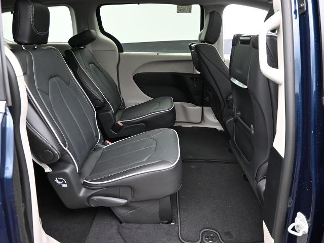 2024 Chrysler Pacifica Vehicle Photo in Cedar Rapids, IA 52402