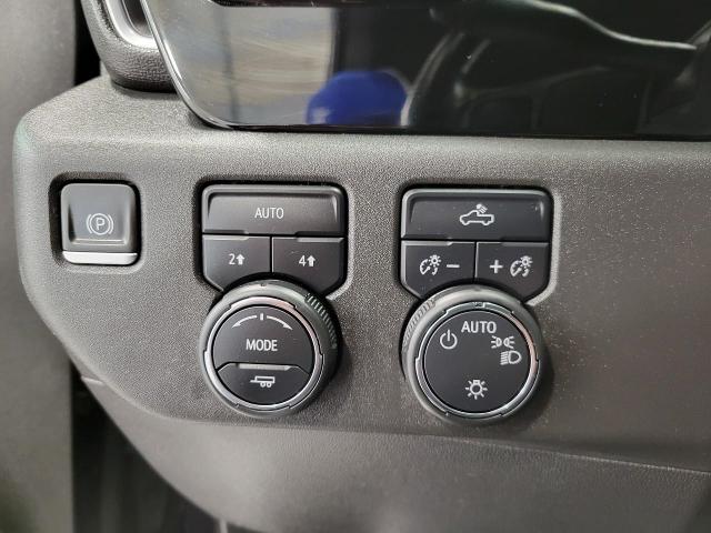 2023 Chevrolet Silverado 1500 Vehicle Photo in NEENAH, WI 54956-2243