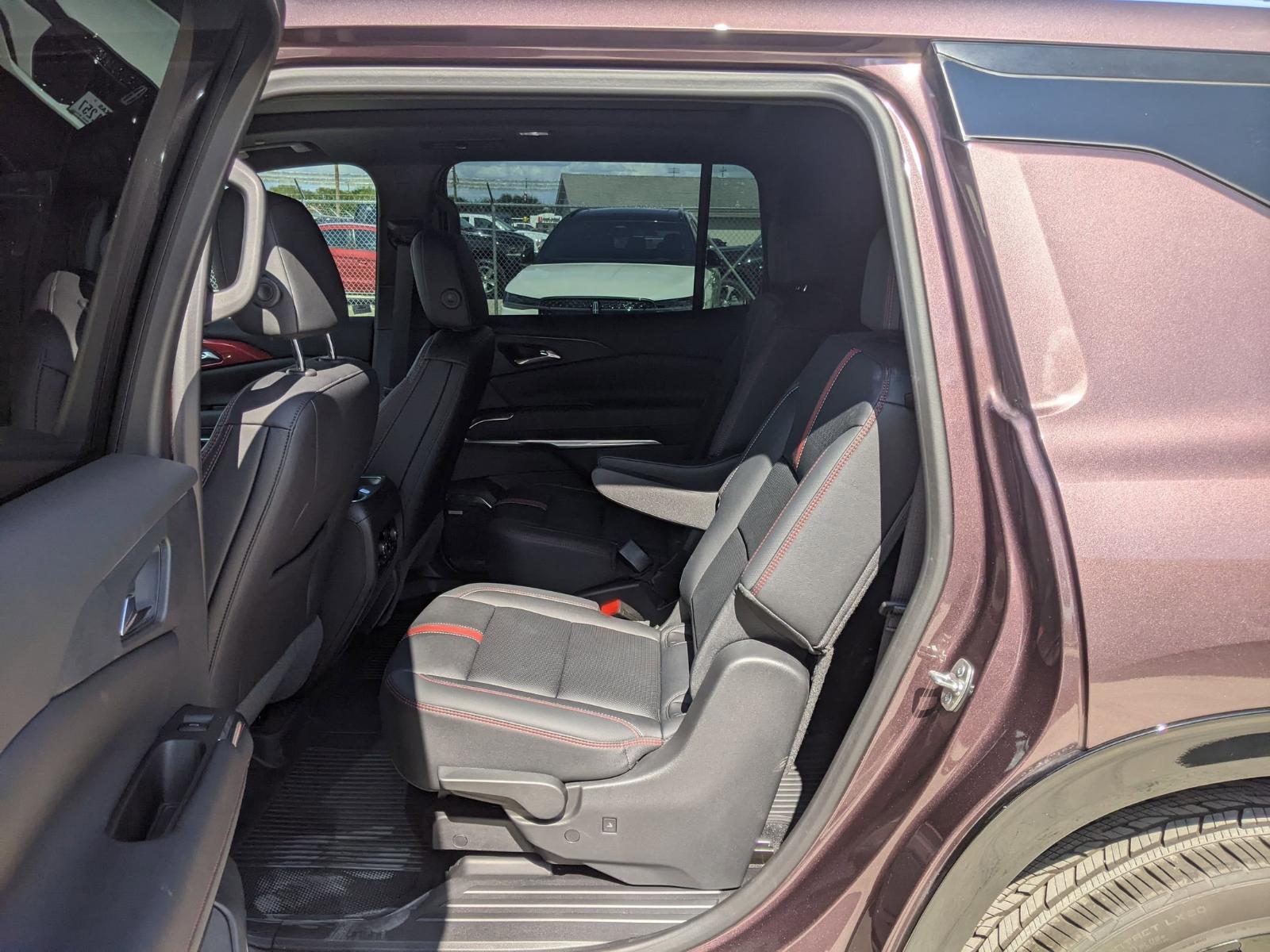 2025 Chevrolet Traverse Vehicle Photo in Seguin, TX 78155