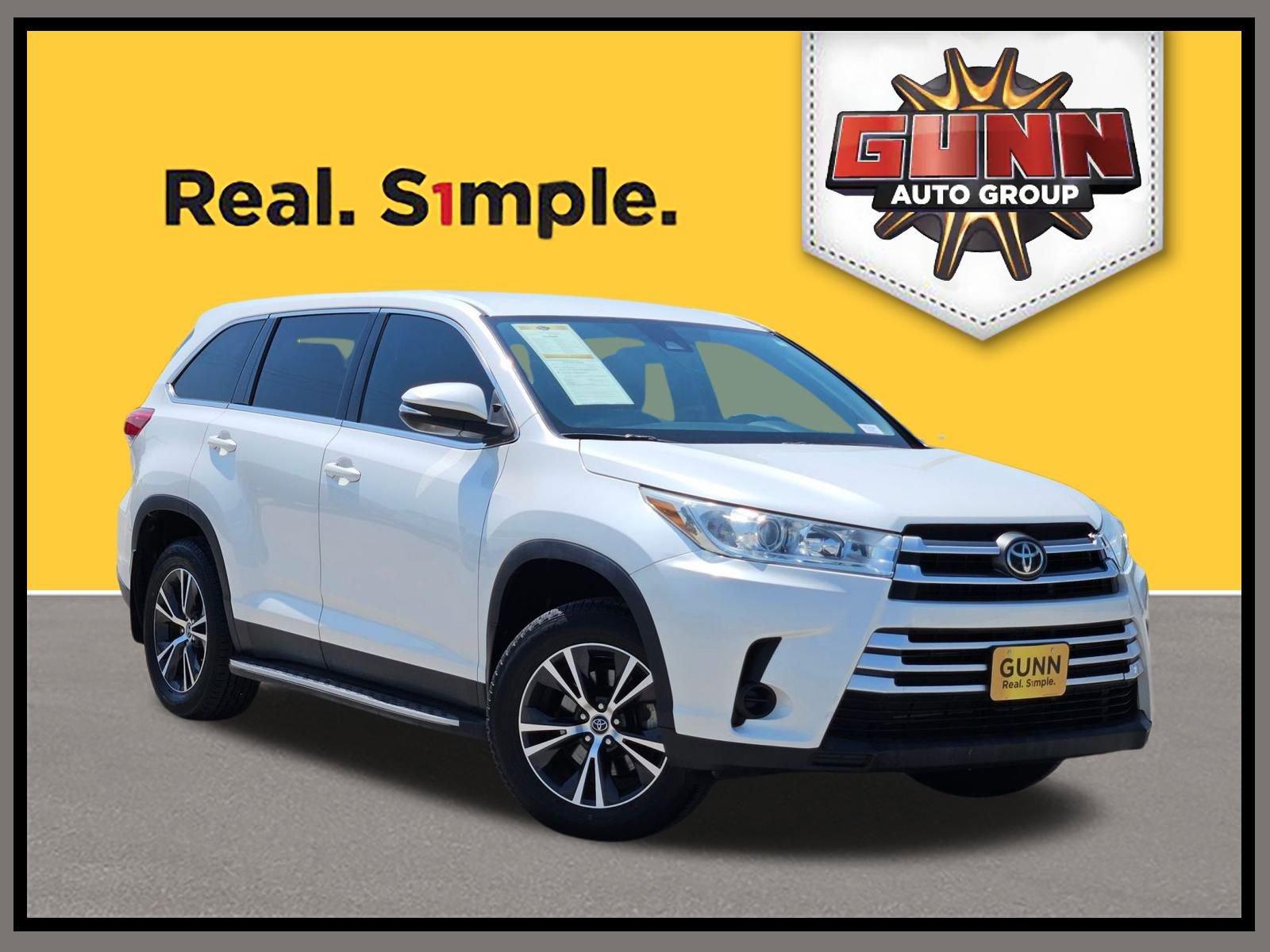 2019 Toyota Highlander Vehicle Photo in Seguin, TX 78155