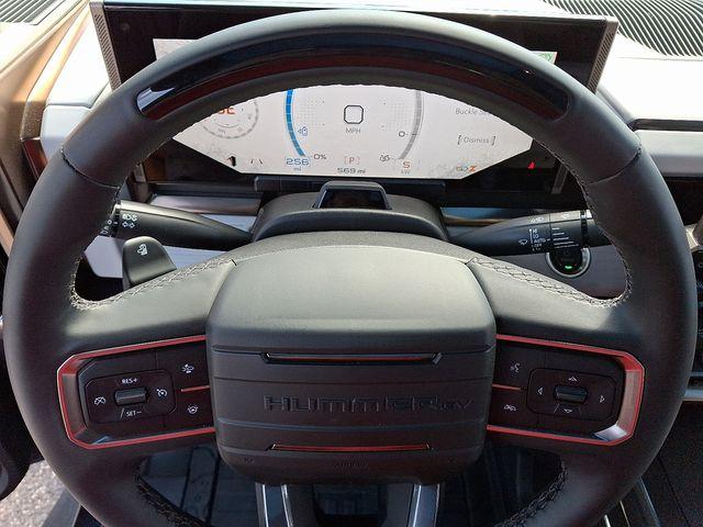 2025 GMC HUMMER EV SUV Vehicle Photo in DANBURY, CT 06810-5034