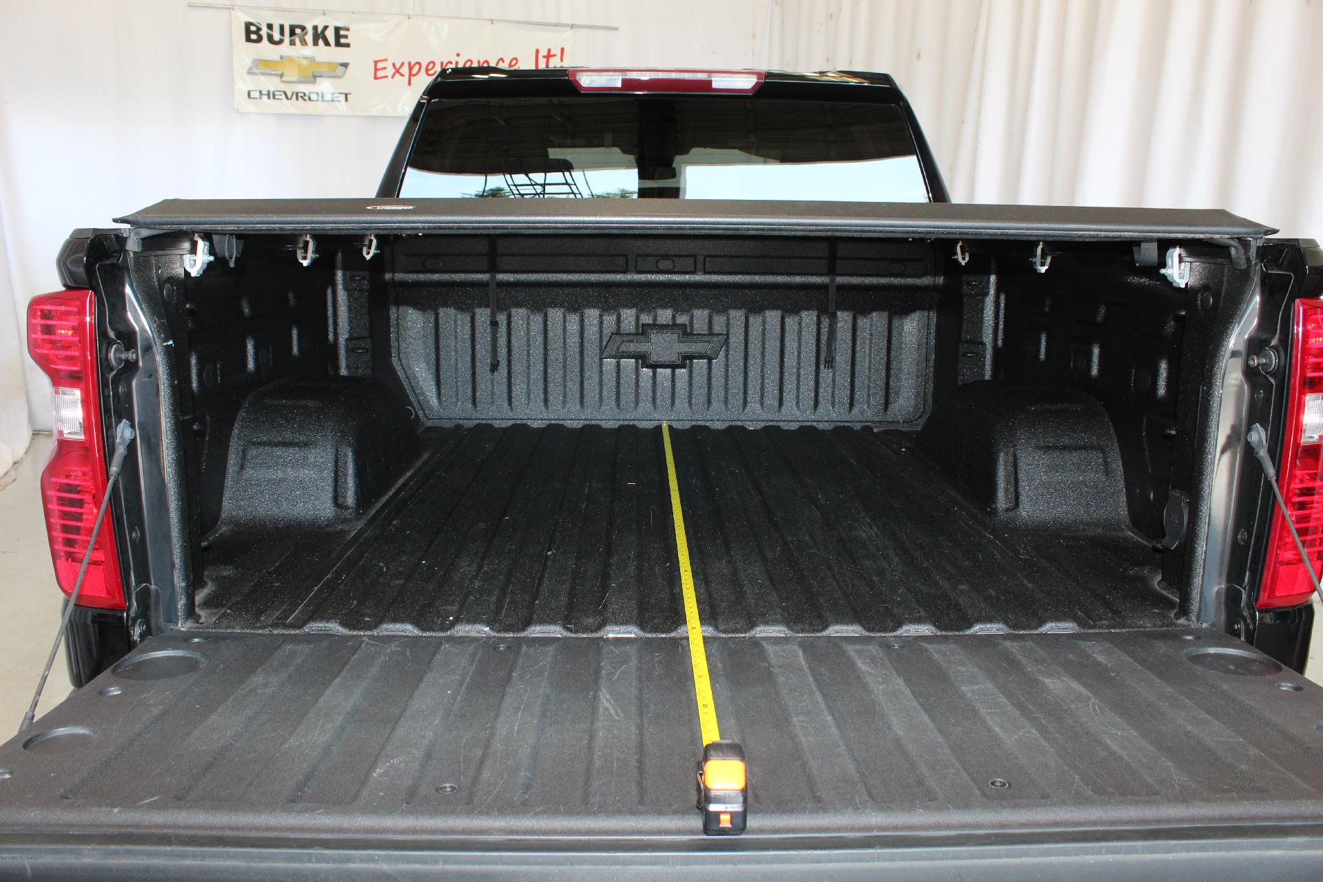 2023 Chevrolet Silverado 1500 Vehicle Photo in NORTHAMPTON, MA 01060-1120