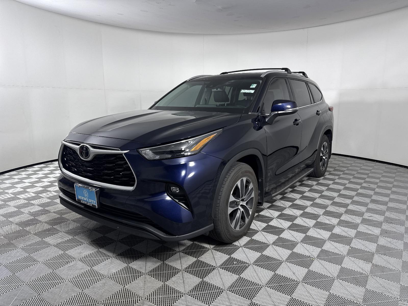 2023 Toyota Highlander Vehicle Photo in Georgetown, TX 78626