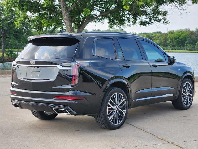 2024 Cadillac XT6 Vehicle Photo in DENTON, TX 76210-9321