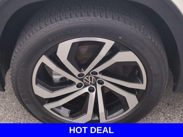 2021 Volkswagen Atlas Vehicle Photo in Merrillville, IN 46410